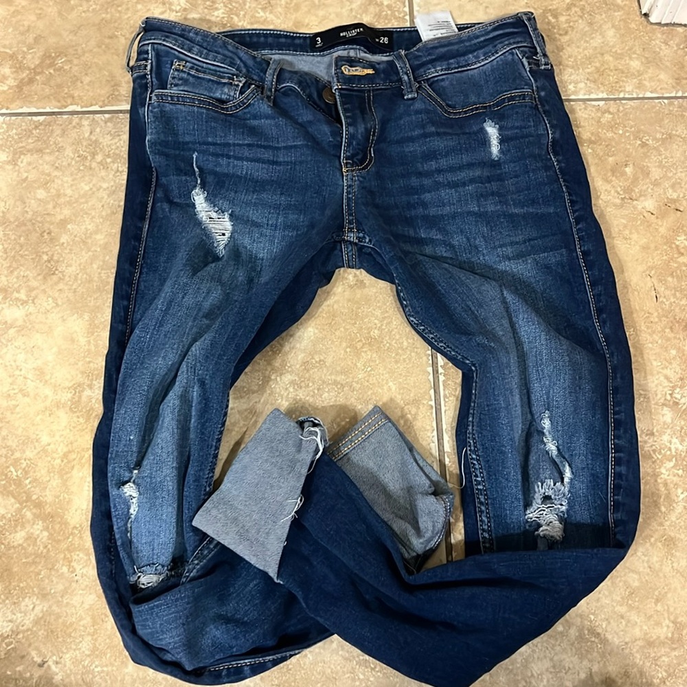 Hollister crop pants